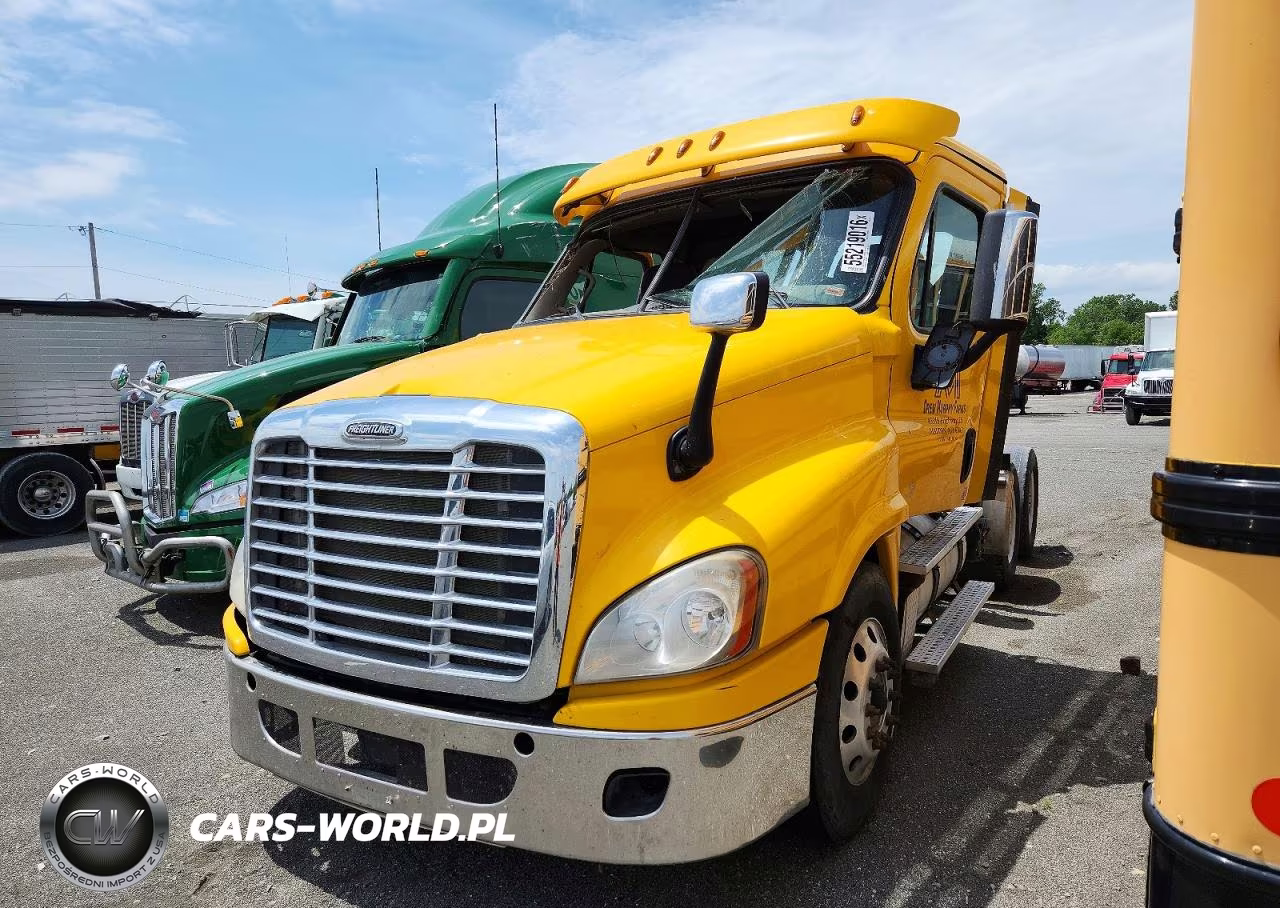2018 Freightliner Cascadia 125 Semi Truck VIN:3AKJGEDV3JSJN8557 - 2