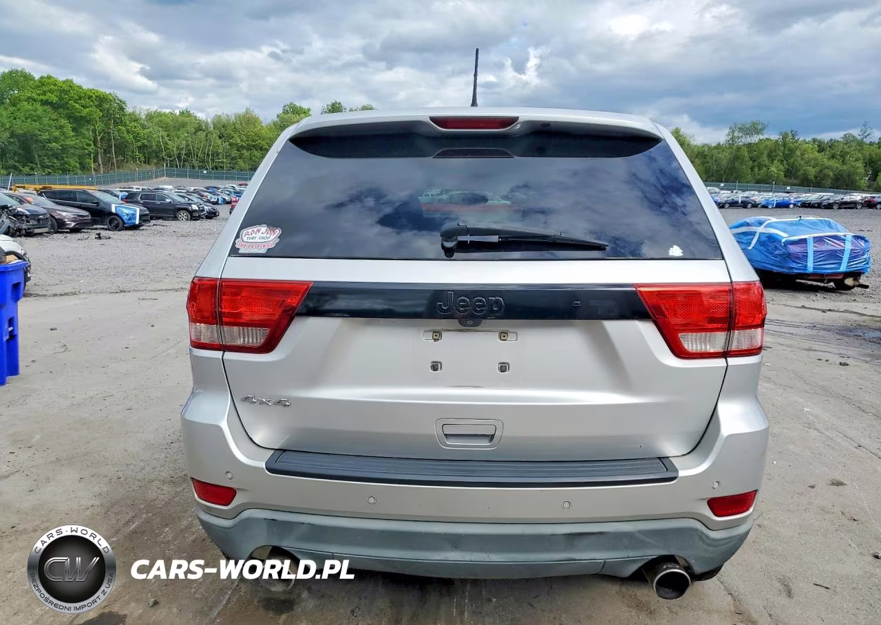 2012 Jeep Grand Cherokee Laredo VIN:1C4RJFAT5CC313337 - 6