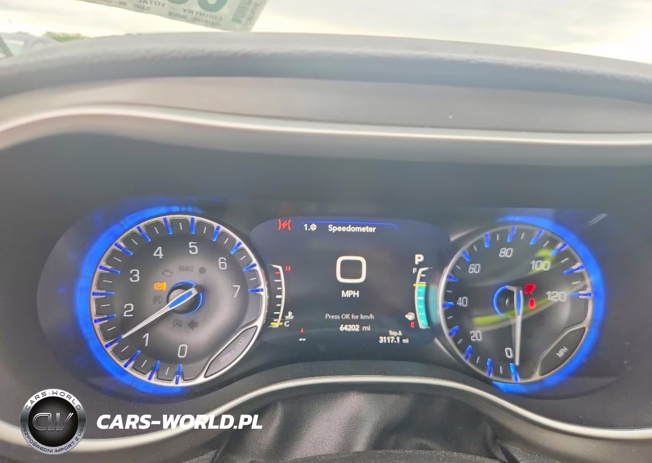 2021 Chrysler Pacifica Touring L VIN:2C4RC1BG0MR579677 - 9