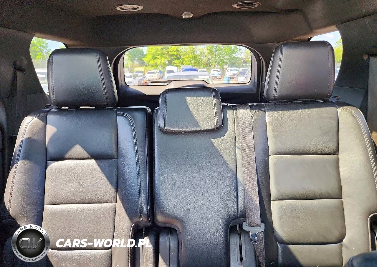2011 Ford Explorer Xlt VIN:1FMHK8D83BGA67452 - 10