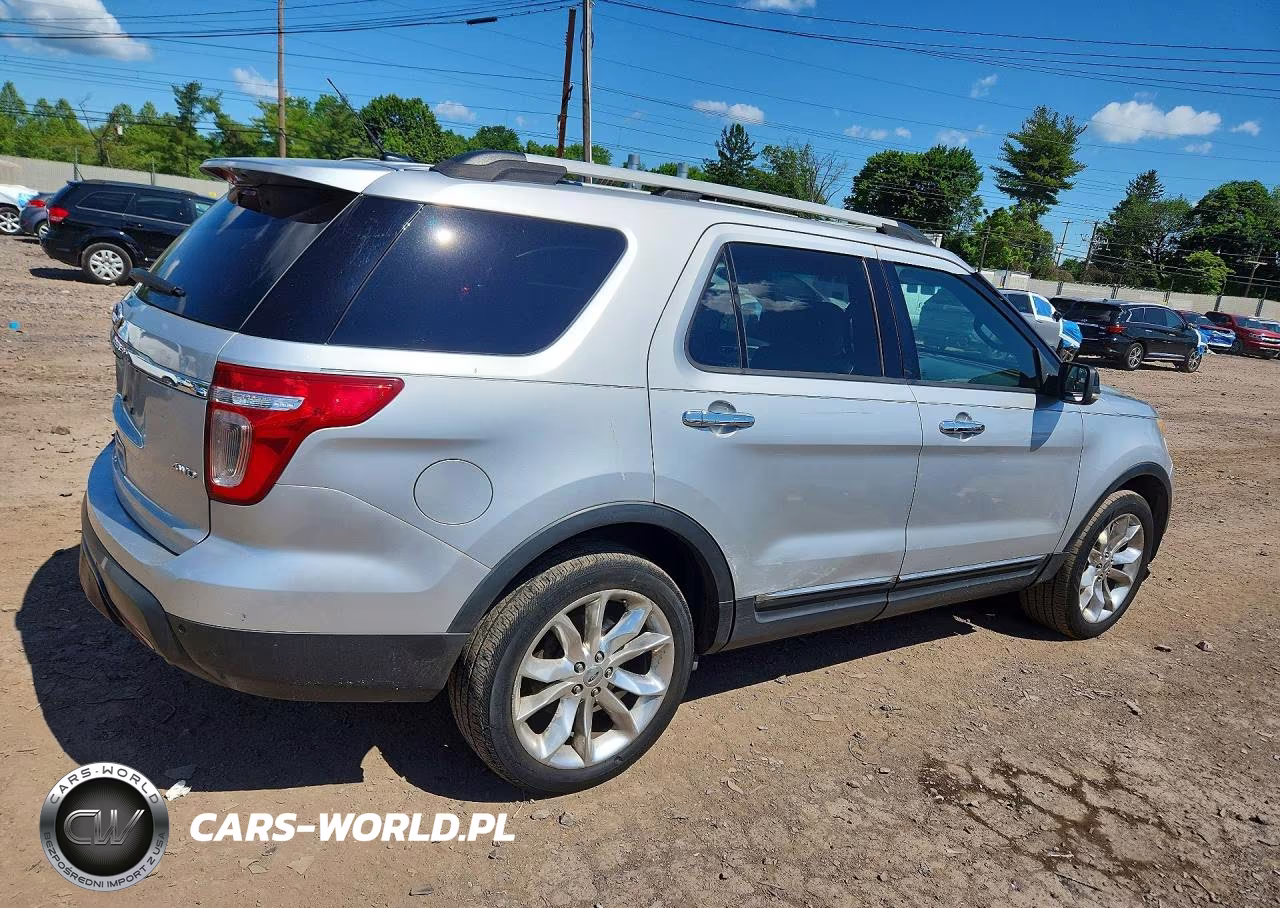 2011 Ford Explorer Xlt VIN:1FMHK8D83BGA67452 - 3