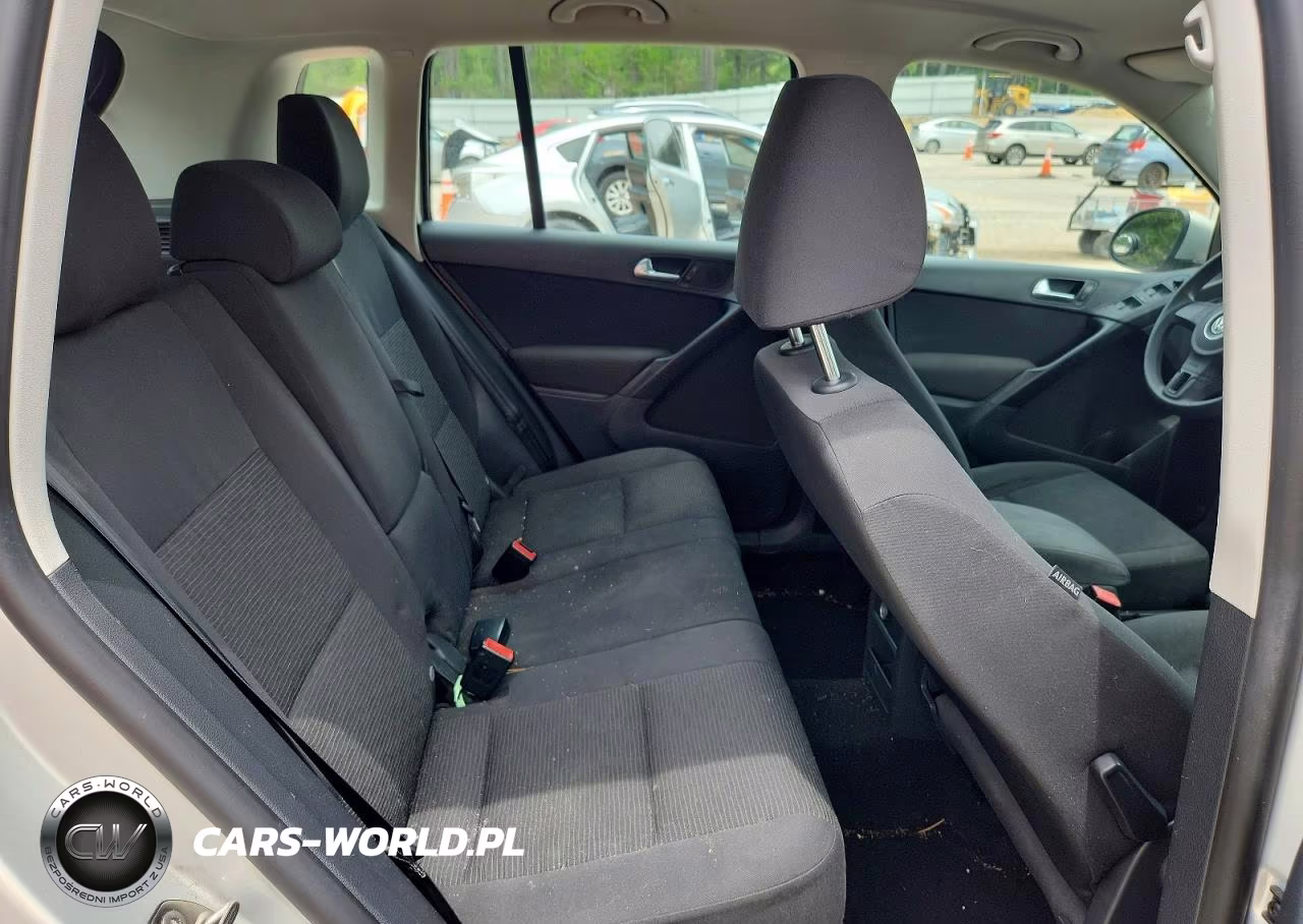 2012 Volkswagen Tiguan S VIN:WVGAV7AX1CW602915 - 10