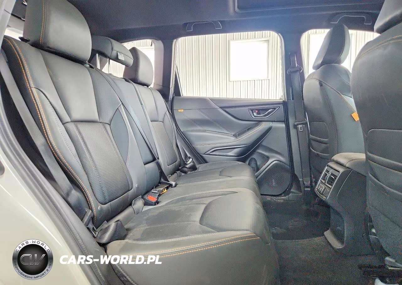 2022 Subaru Forester Wilderness VIN:JF2SKAMCXNH498067 - 11