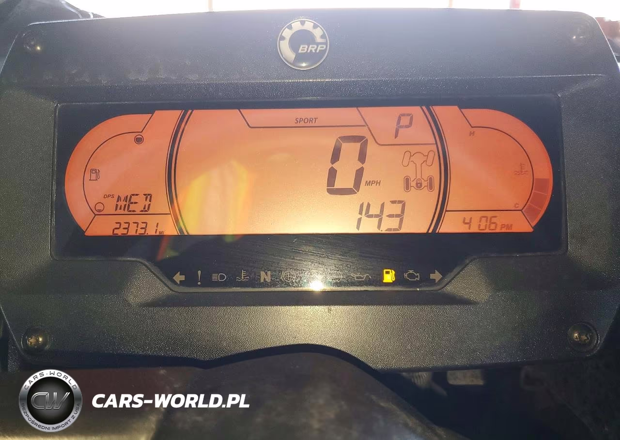 2023 Can-Am Maverick X3 Max VIN:3JBVEAV40PE001565 - 8