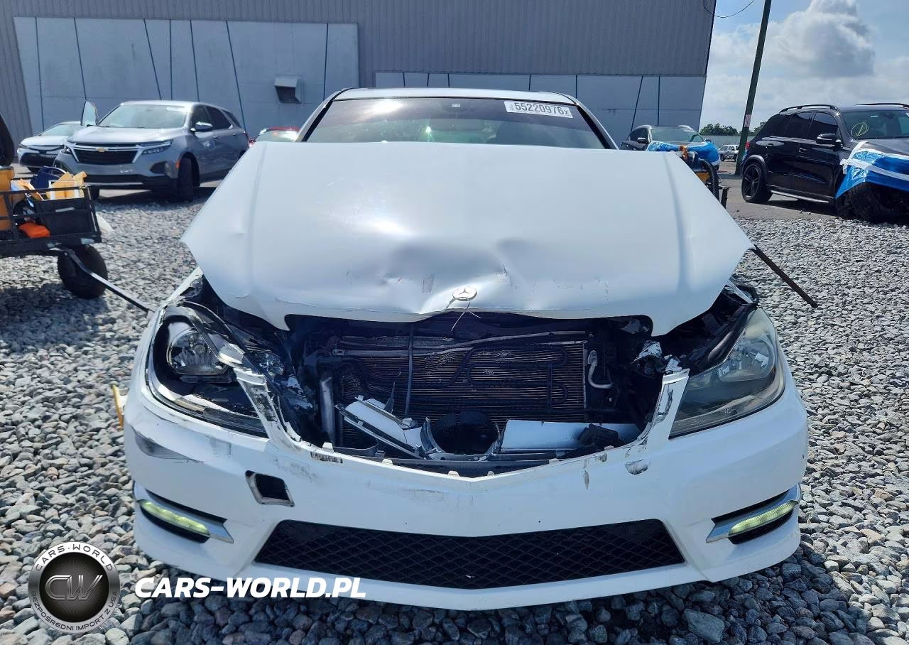 2013 Mercedes-Benz C 250 VIN:WDDGF4HBXDR271049 - 5