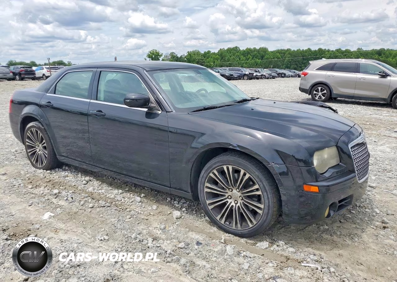 2010 Chrysler 300 S VIN:2C3CA2CV8AH266297 - 4