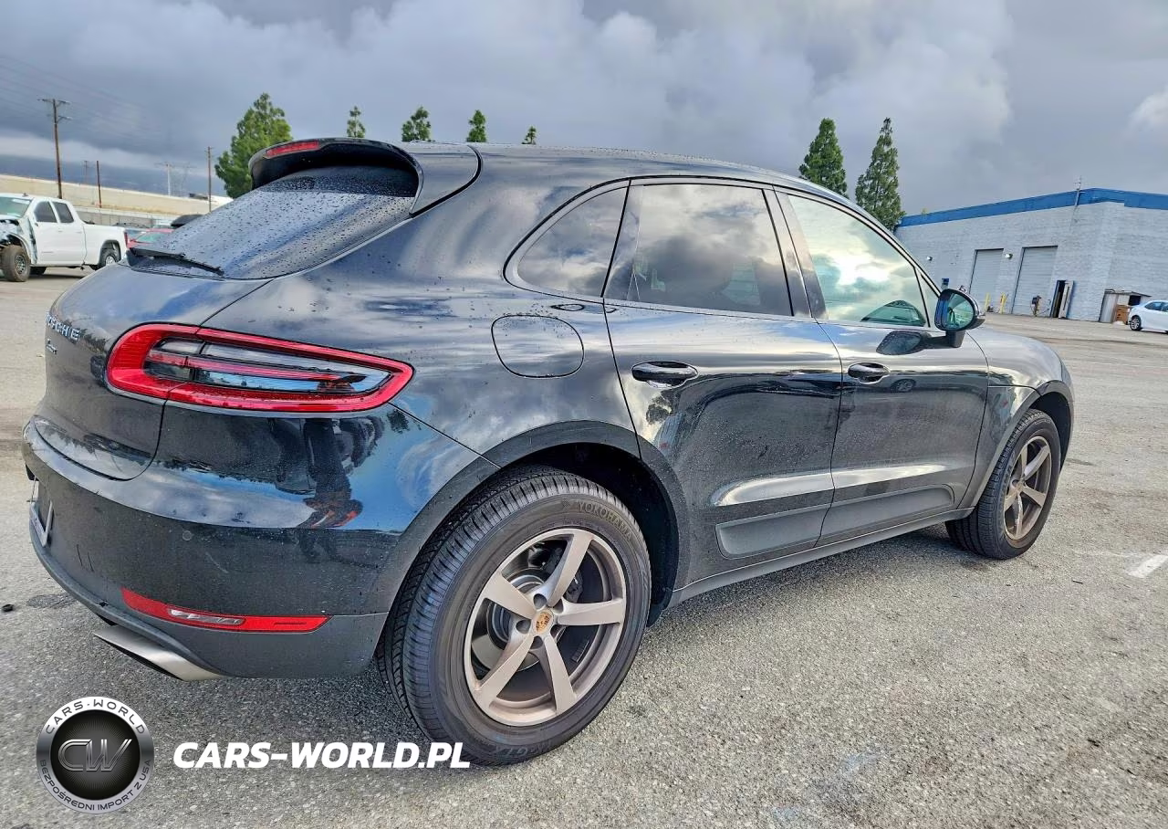 2018 Porsche Macan VIN:WP1AA2A55JLB16428 - 3
