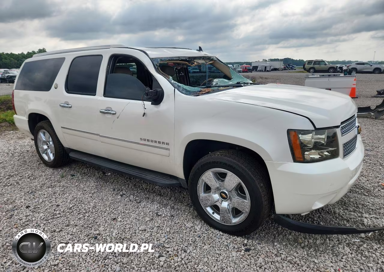 2010 Chevrolet Suburban K1500 Ltz VIN:1GNUKKE37AR281180 - 4