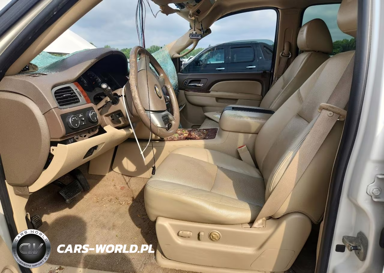2010 Chevrolet Suburban K1500 Ltz VIN:1GNUKKE37AR281180 - 7