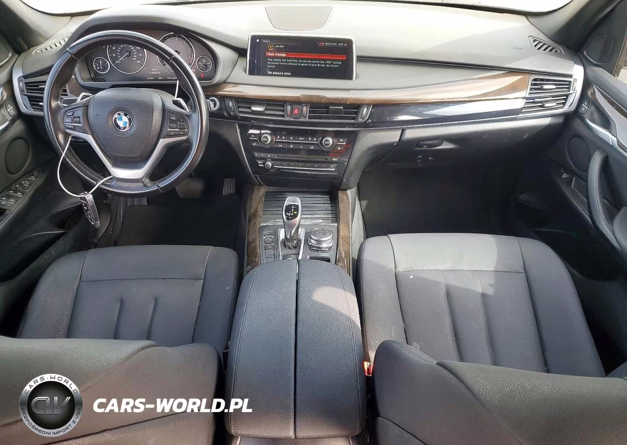 2018 BMW X5 VIN:5UXKR2C51J0X07724 - 8