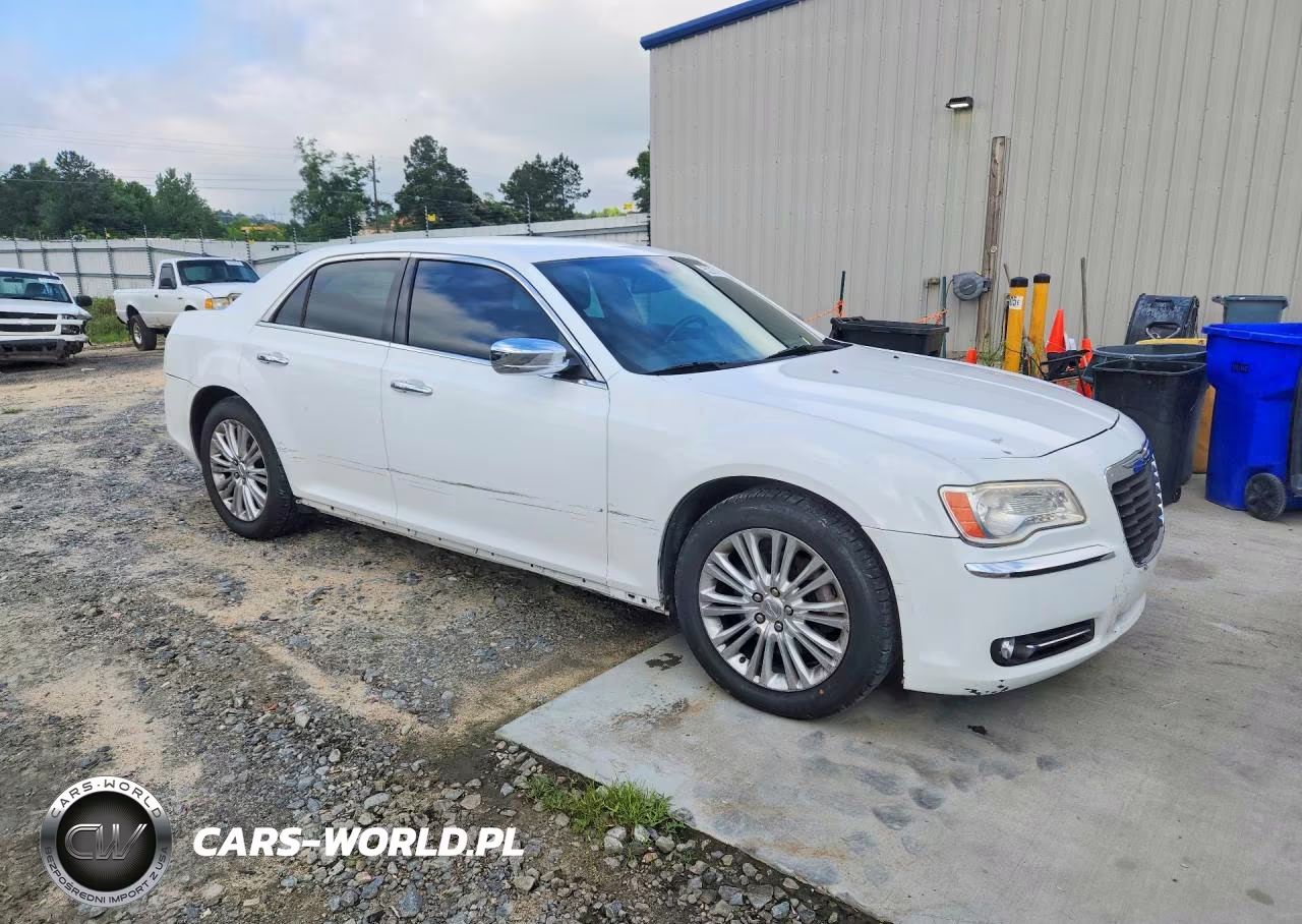2012 Chrysler 300 Limited VIN:2C3CCAHG0CH153476 - 4