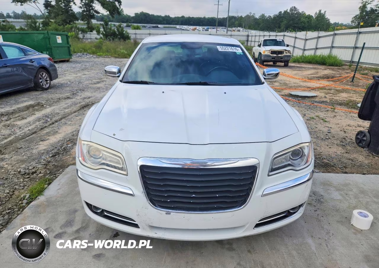 2012 Chrysler 300 Limited VIN:2C3CCAHG0CH153476 - 5