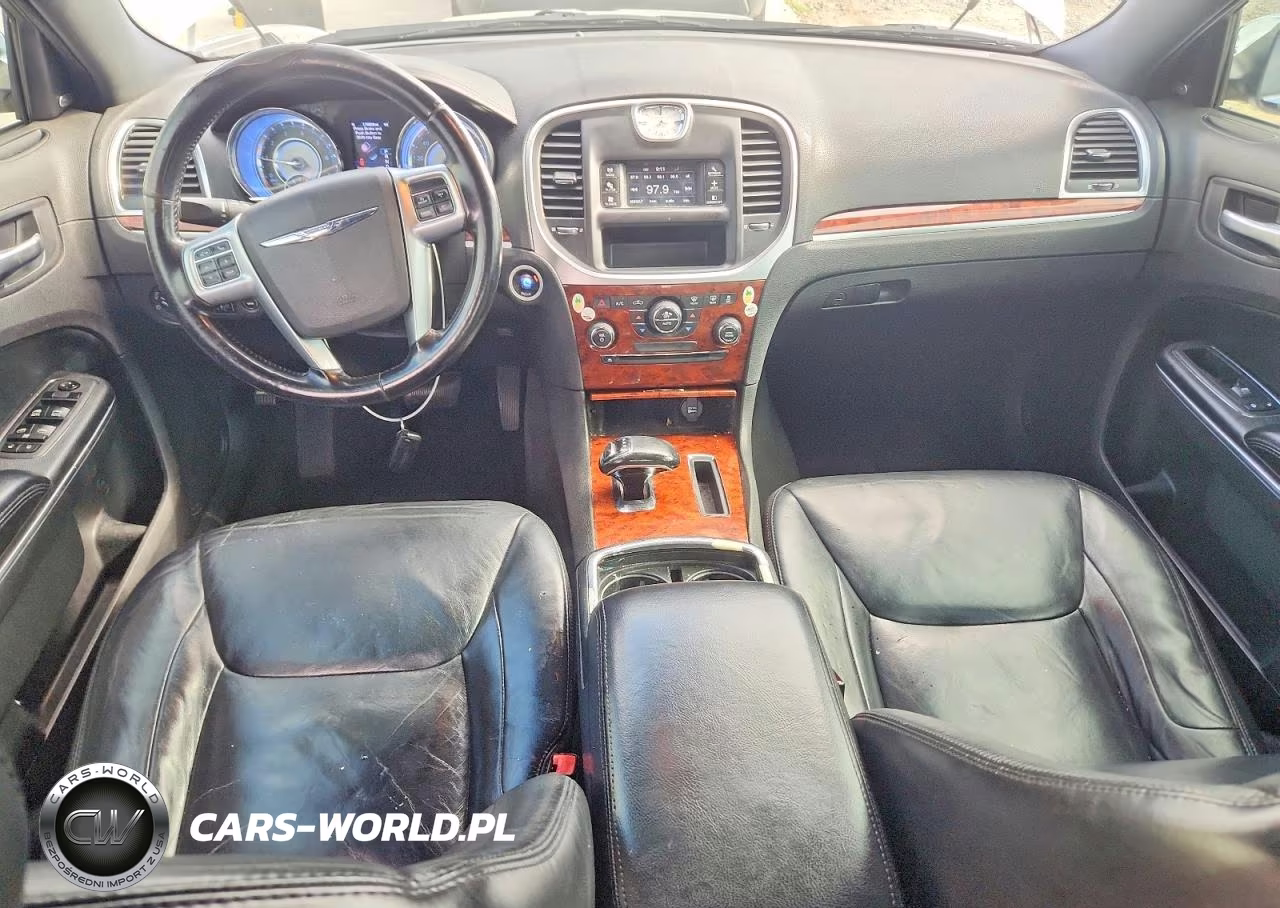 2012 Chrysler 300 Limited VIN:2C3CCAHG0CH153476 - 8