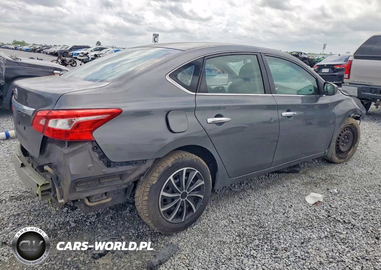 2016 Nissan Sentra S VIN:3N1AB7AP7GY259736 - 10