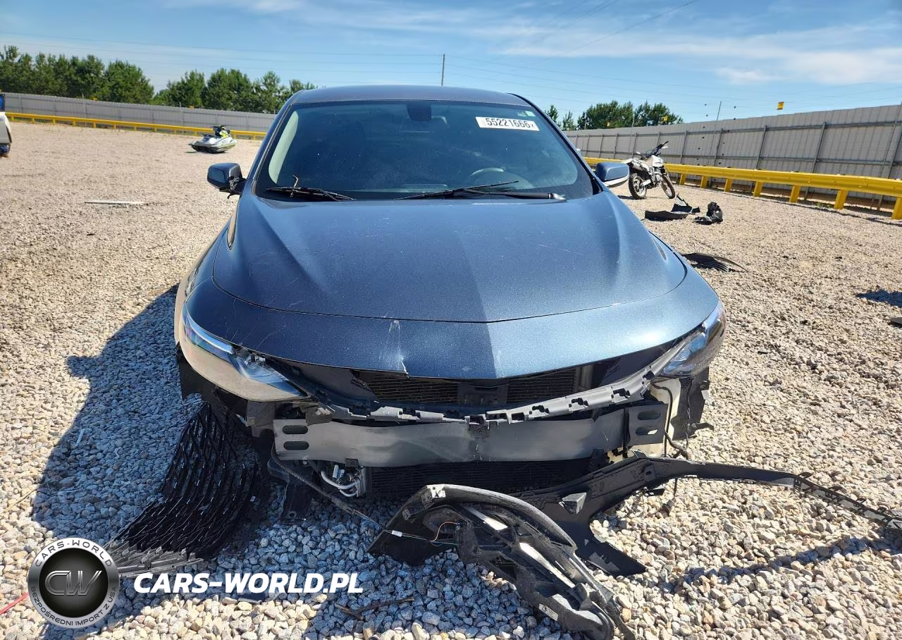 2019 Chevrolet Malibu Lt VIN:1G1ZD5ST7KF105627 - 5