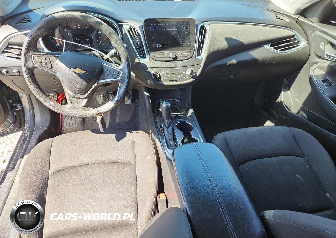 2019 Chevrolet Malibu Lt VIN:1G1ZD5ST7KF105627 - 8