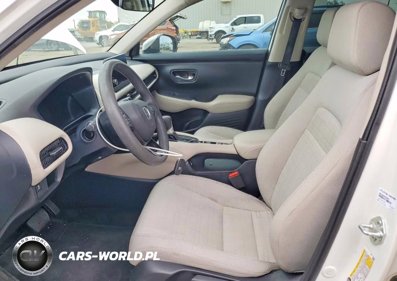2023 Honda Hr-V Lx VIN:3CZRZ1H32PM713629 - 7