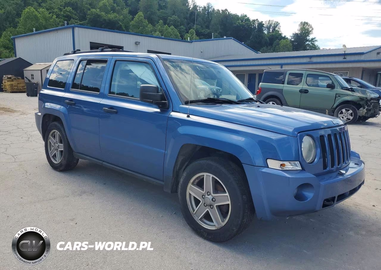 2007 Jeep Patriot Sport VIN:1J8FF28W17D356952 - 4