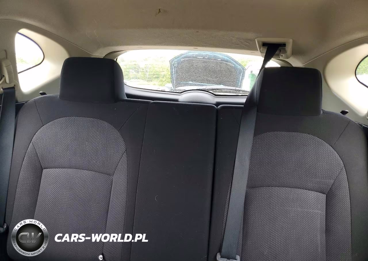 2011 Nissan Rogue S VIN:JN8AS5MV9BW689963 - 10