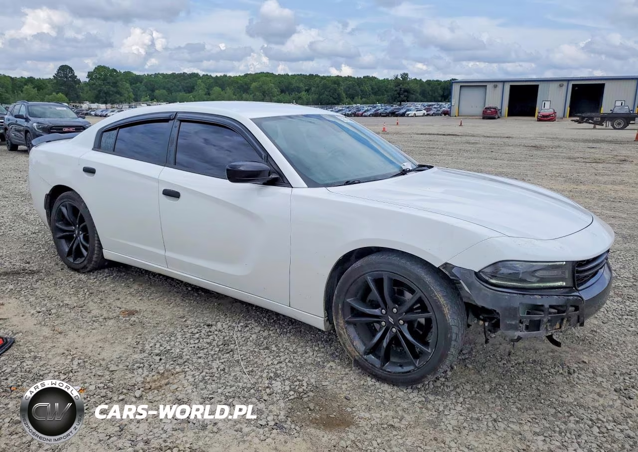 2017 Dodge Charger Se VIN:2C3CDXBGXHH504457 - 4