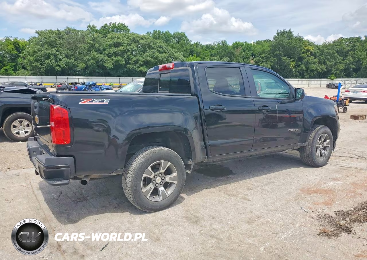 2015 Chevrolet Colorado Z71 VIN:1GCGSCE3XF1205700 - 3
