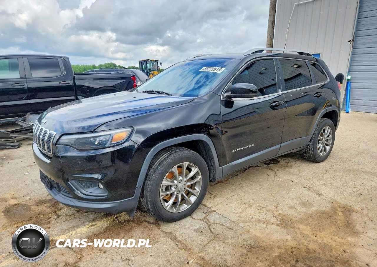 2019 Jeep Cherokee Latitude Plus VIN:1C4PJLLB1KD403586 - 1