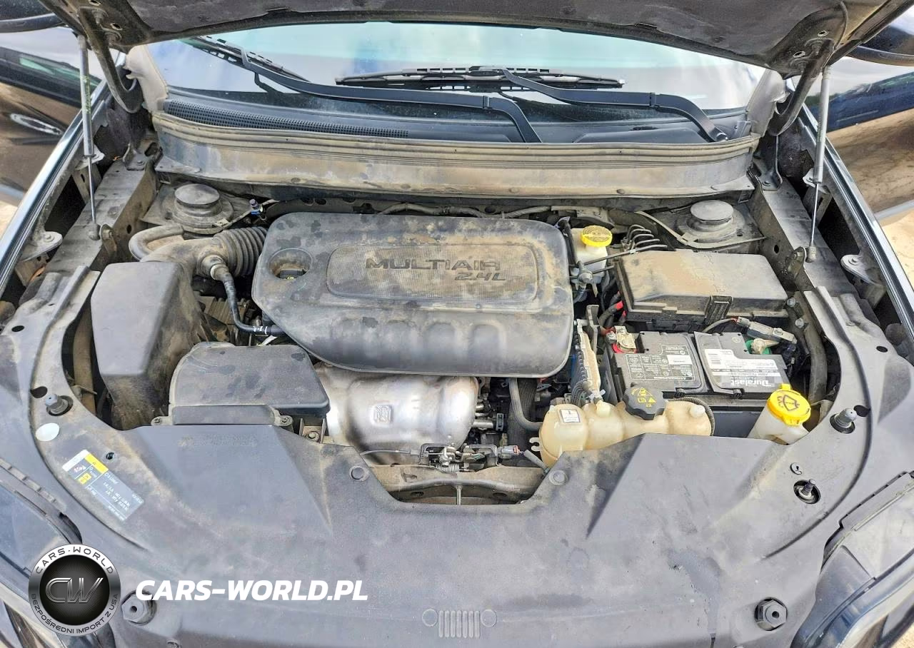 2019 Jeep Cherokee Latitude Plus VIN:1C4PJLLB1KD403586 - 11