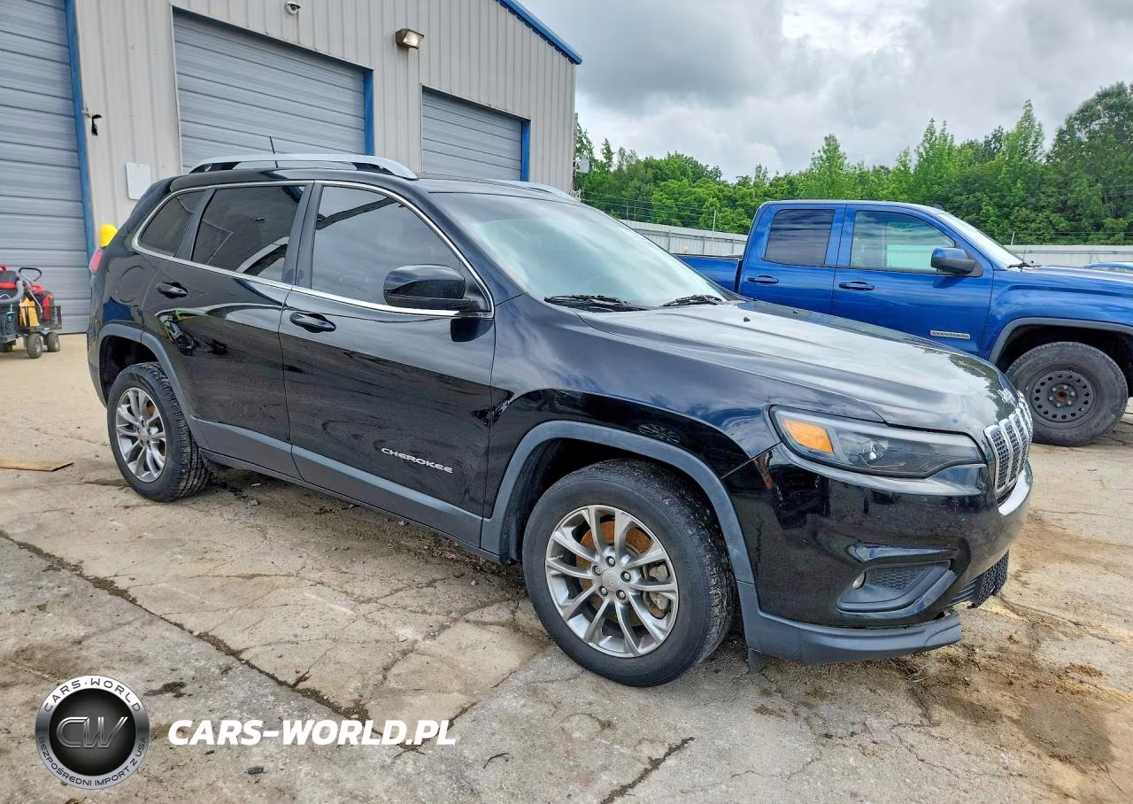 2019 Jeep Cherokee Latitude Plus VIN:1C4PJLLB1KD403586 - 4