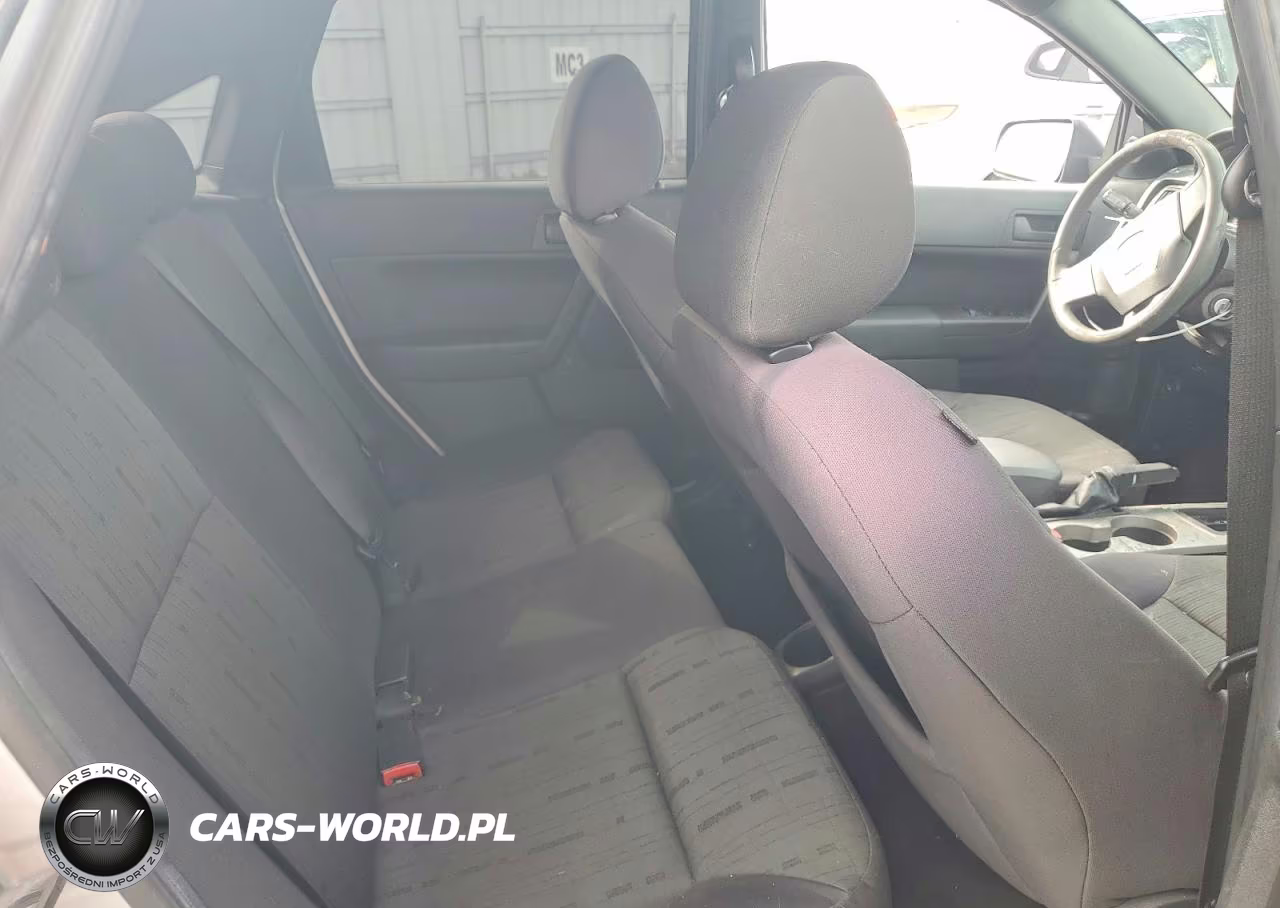 FORD FOCUS VIN:1FAHP3FN8BW185567 - 10