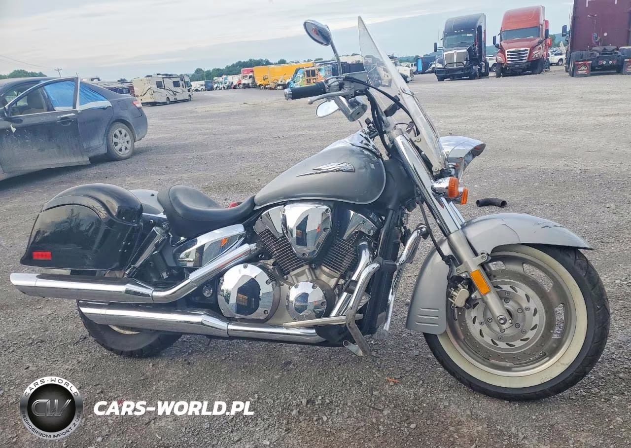 2005 Honda Vtx1300 R
