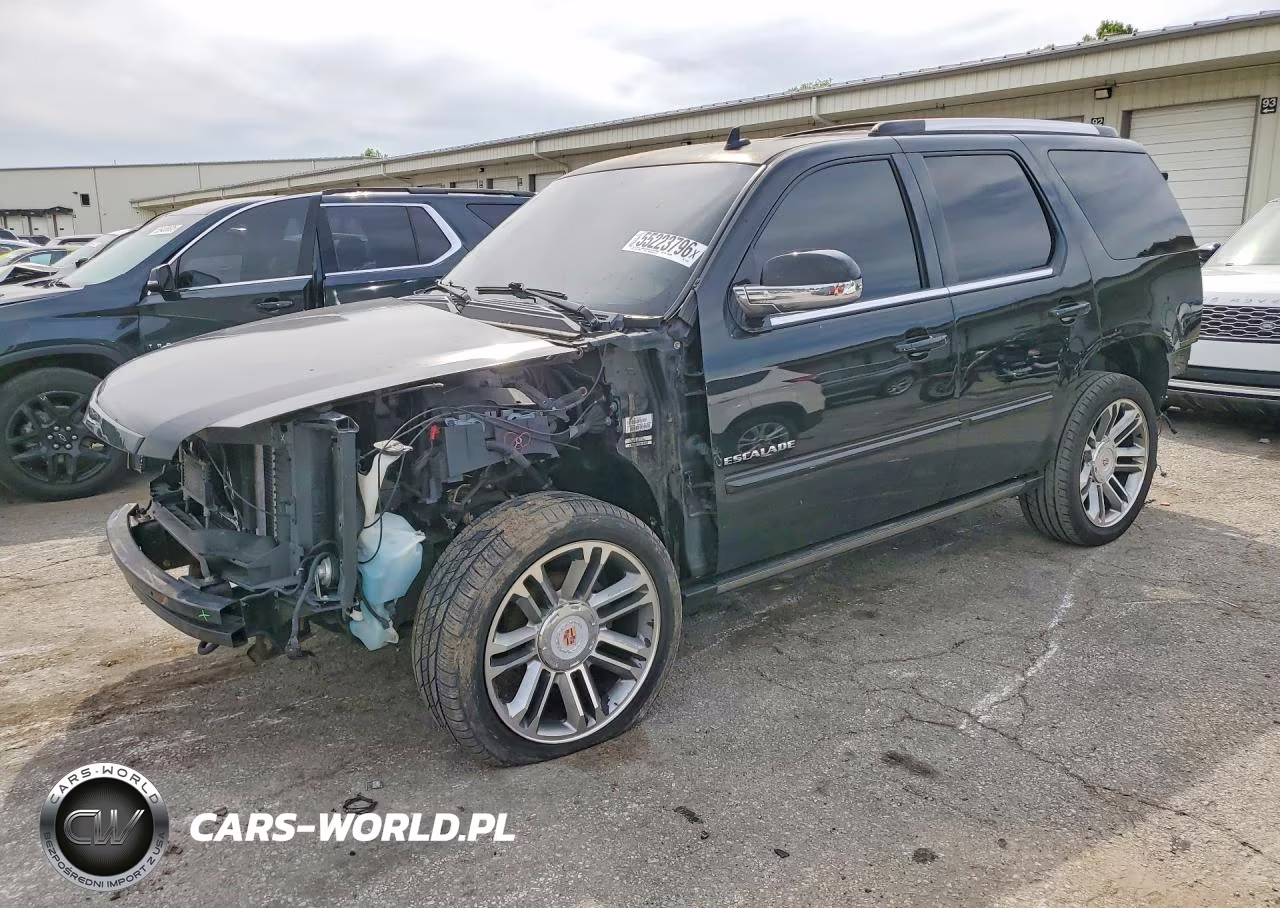 2013 Cadillac Escalade Premium