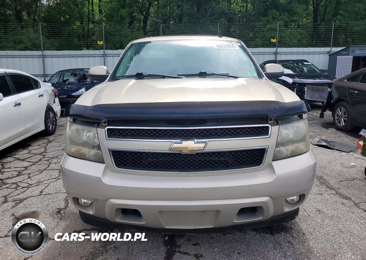 2010 Chevrolet Tahoe Lt VIN:1GNMCBE35AR215255 - 5