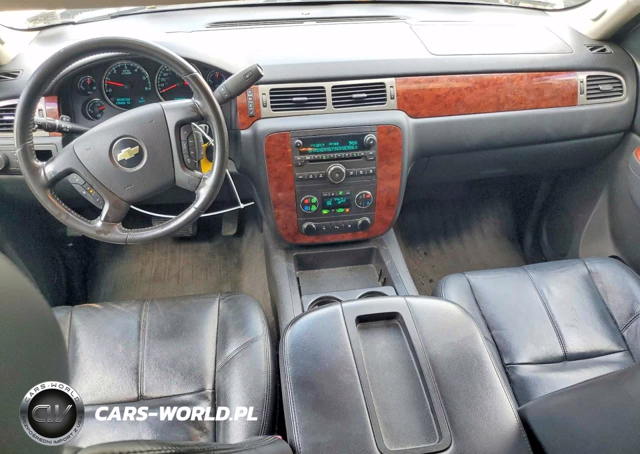 2010 Chevrolet Tahoe Lt VIN:1GNMCBE35AR215255 - 8
