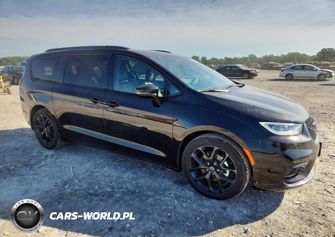 2026 Chrysler Pacifica Select VIN:2C4RC1BG3TR227322 - 4