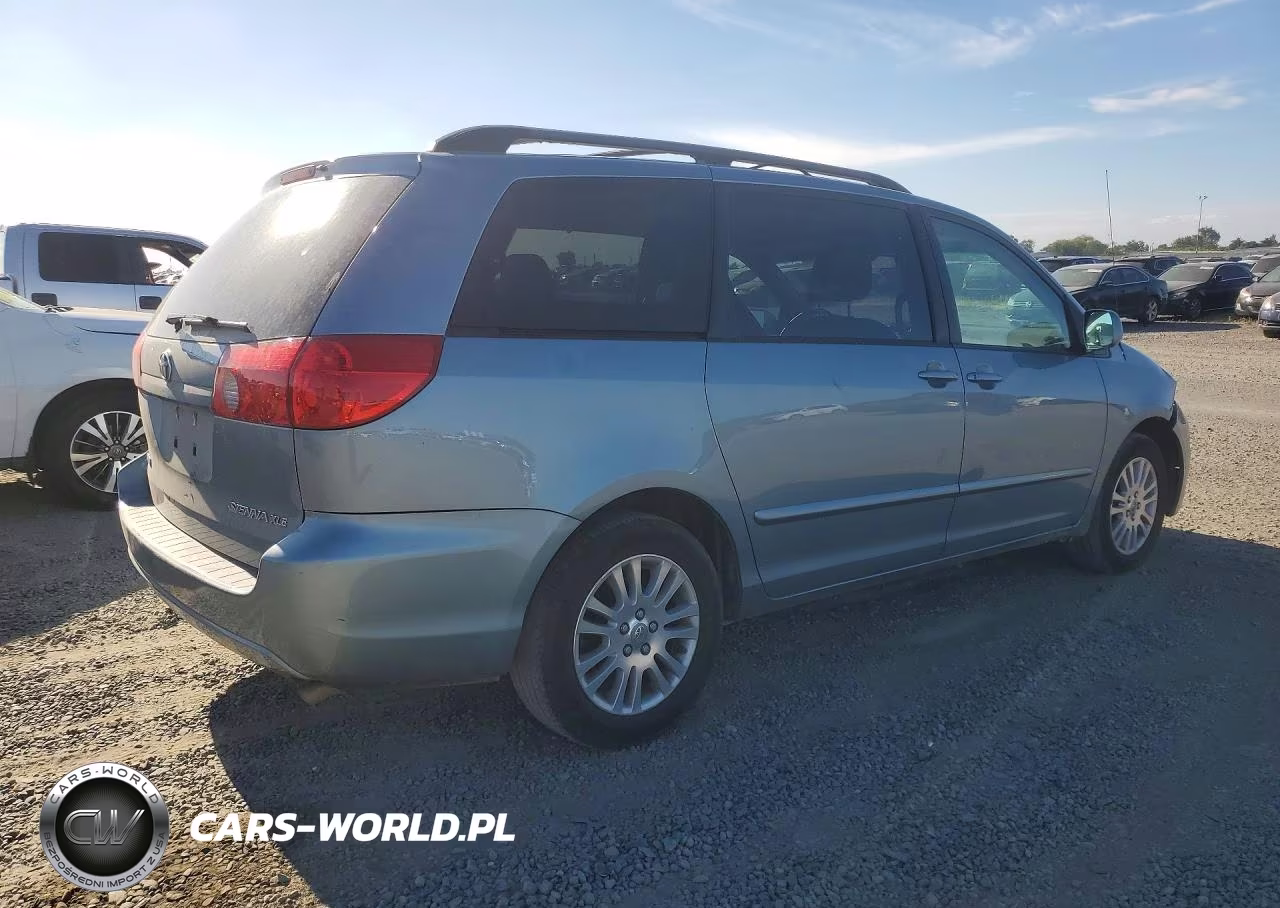2010 Toyota Sienna Xle VIN:5TDYK4CC9AS331619 - 3