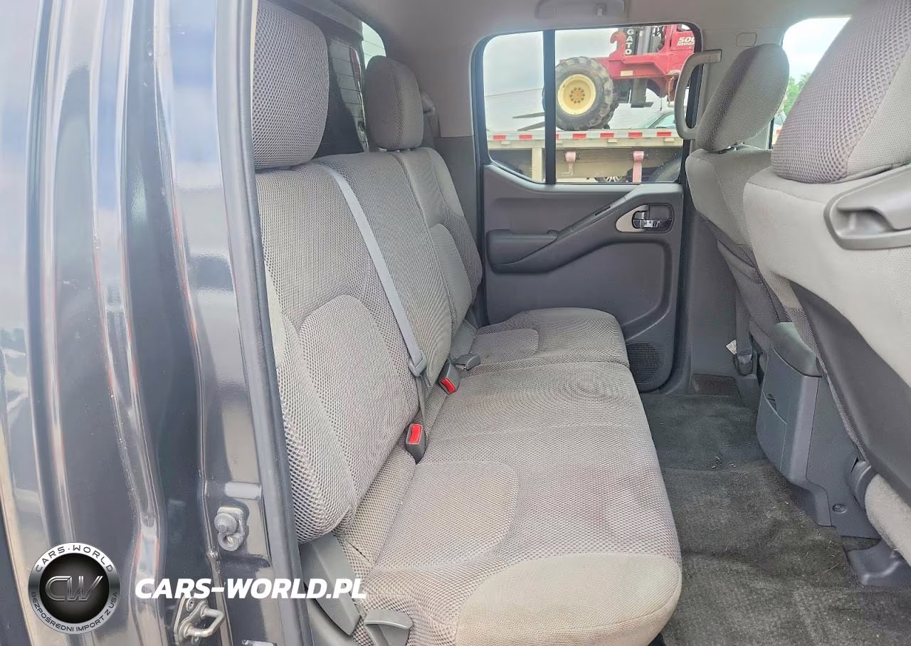 2010 Nissan Frontier Crew Cab Xe VIN:1N6AD0FV0AC437523 - 10