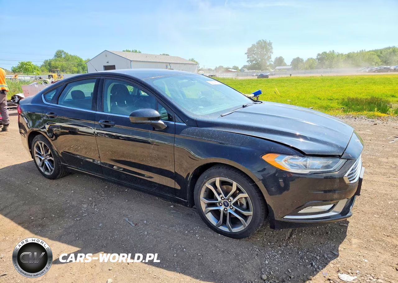 2017 Ford Fusion VIN:3FA6P0G77HR382487 - 4