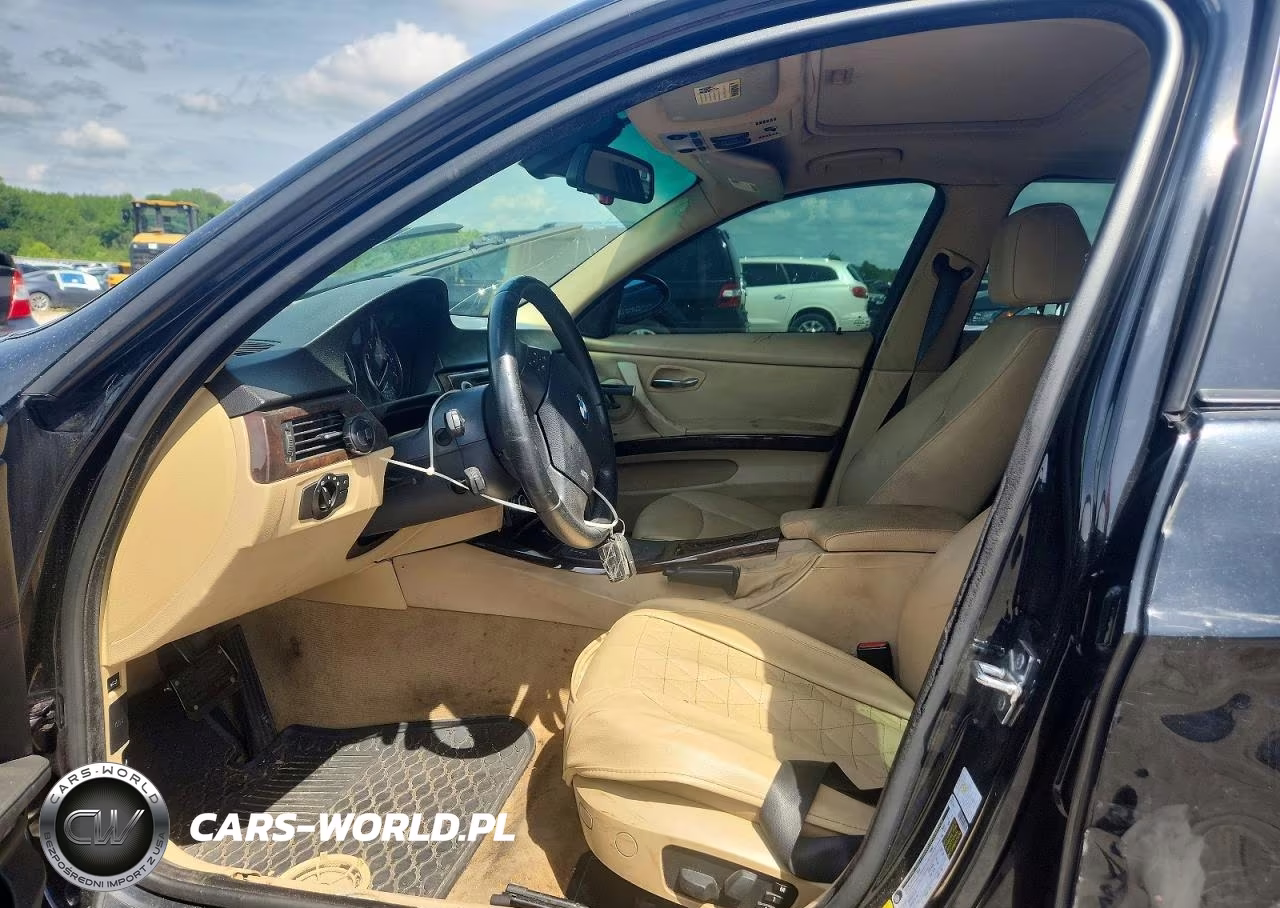 2008 BMW 3 Series VIN:WBAVA33548KX89455 - 7