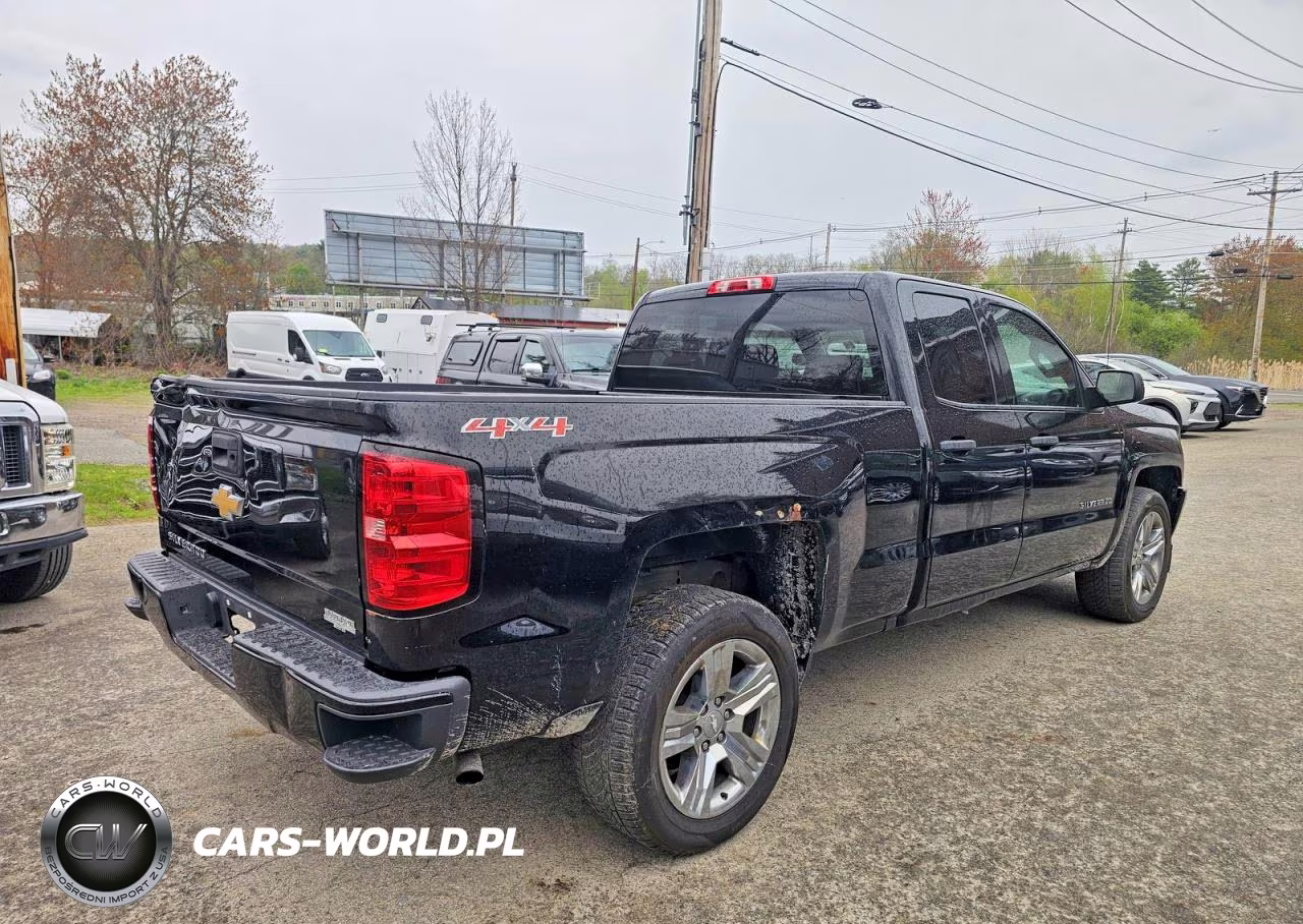 2017 Chevrolet Silverado K1500 Custom VIN:1GCVKPEC3HZ182800 - 4