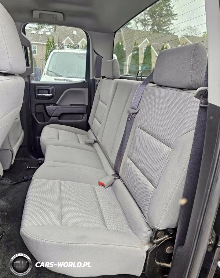 2017 Chevrolet Silverado K1500 Custom VIN:1GCVKPEC3HZ182800 - 6