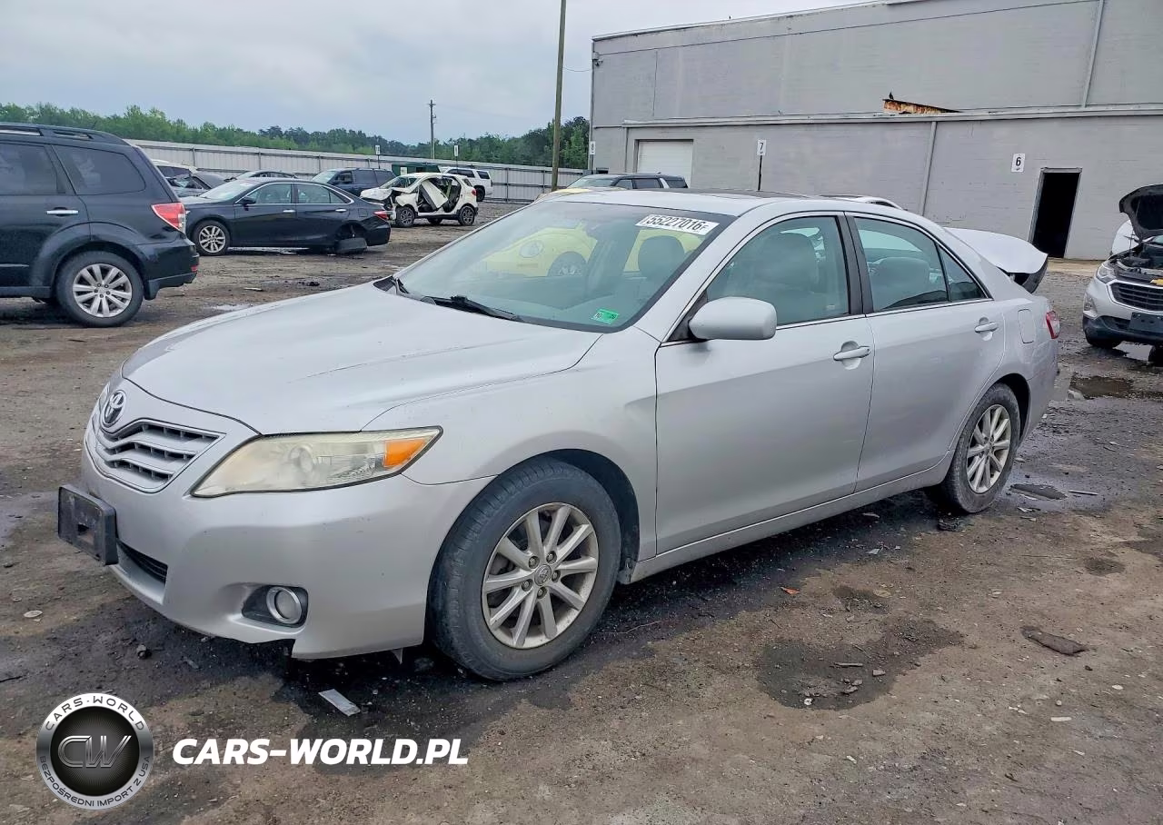 2011 Toyota Camry Xle – zdjęcie 1 z 12