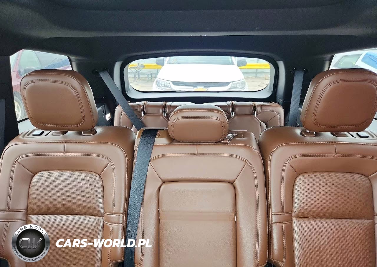 2022 Lincoln Aviator Reserve VIN:5LM5J7XC5NGL17467 - 10