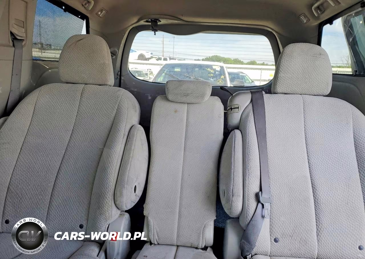 2011 Toyota Sienna Le VIN:5TDKK3DC4BS046889 - 10
