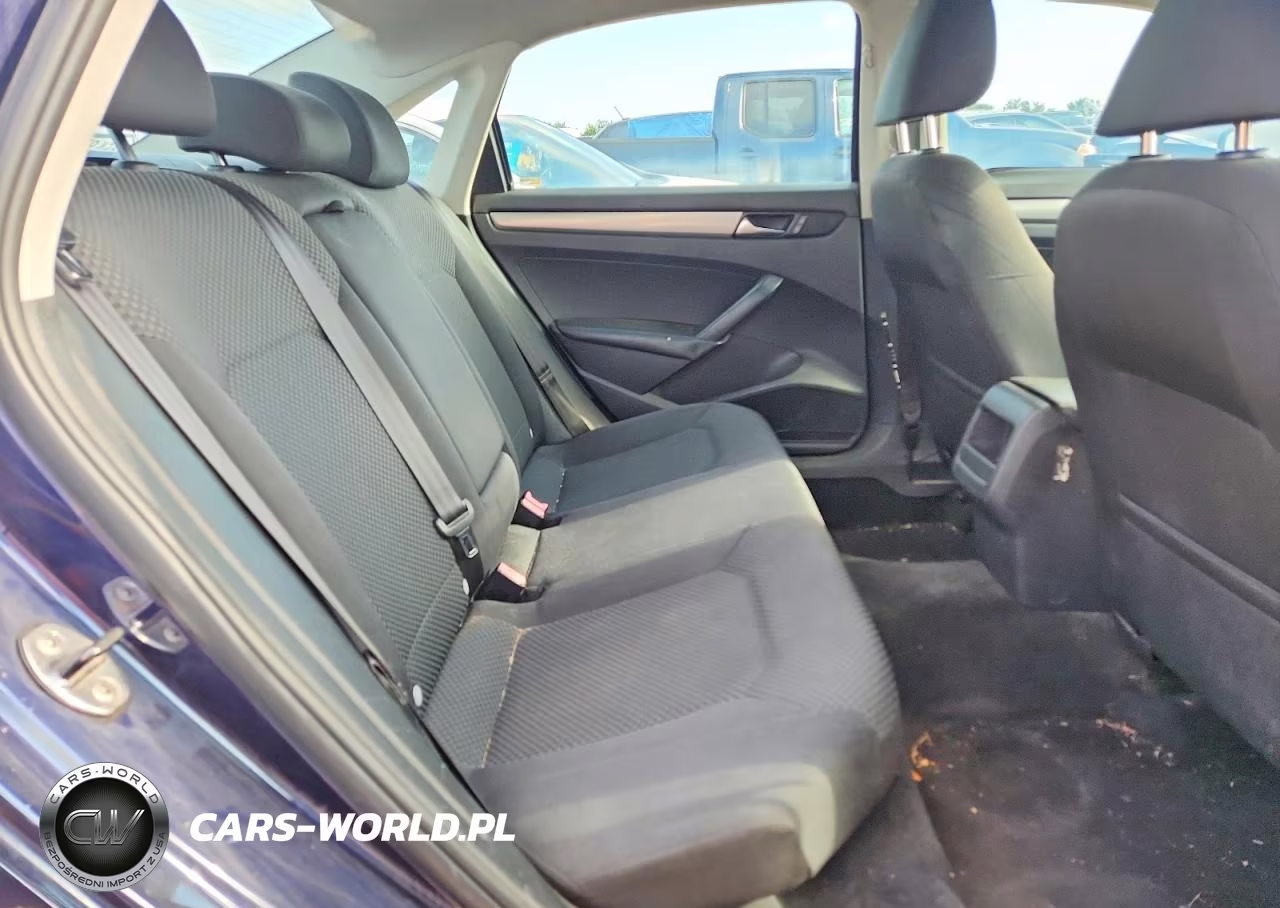 2013 Volkswagen Passat S VIN:1VWAP7A30DC037472 - 10
