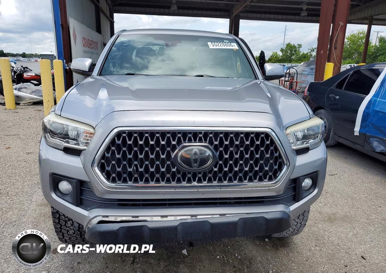 2018 Toyota Tacoma Trd Off-Road VIN:5TFAZ5CN3JX069997 - 5