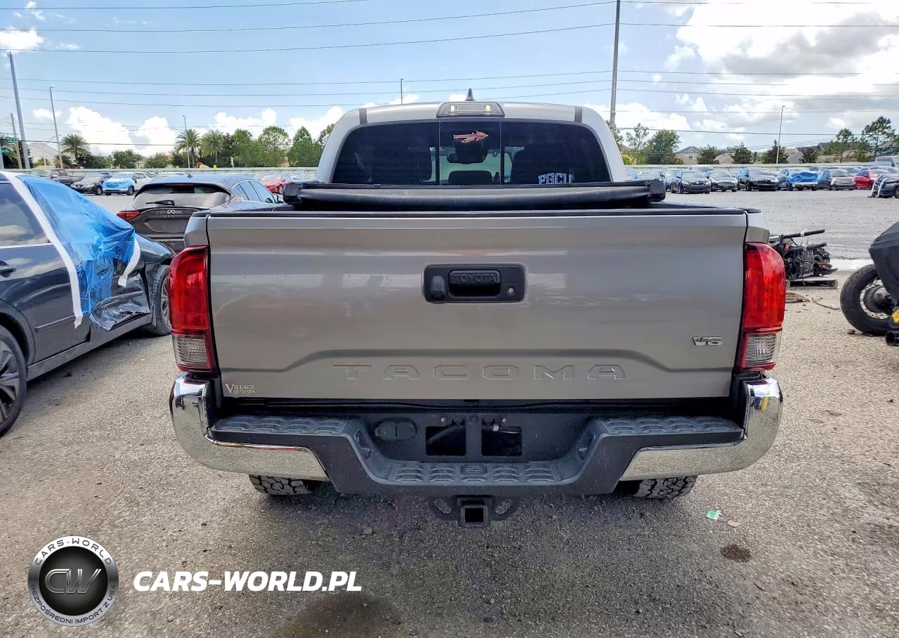 2018 Toyota Tacoma Trd Off-Road VIN:5TFAZ5CN3JX069997 - 6