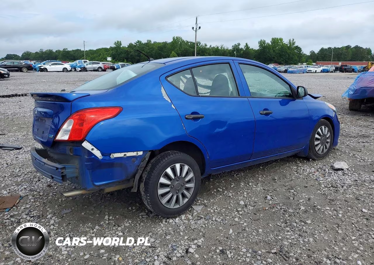 2015 Nissan Versa 1.6 S Plus VIN:3N1CN7AP6FL863158 - 3