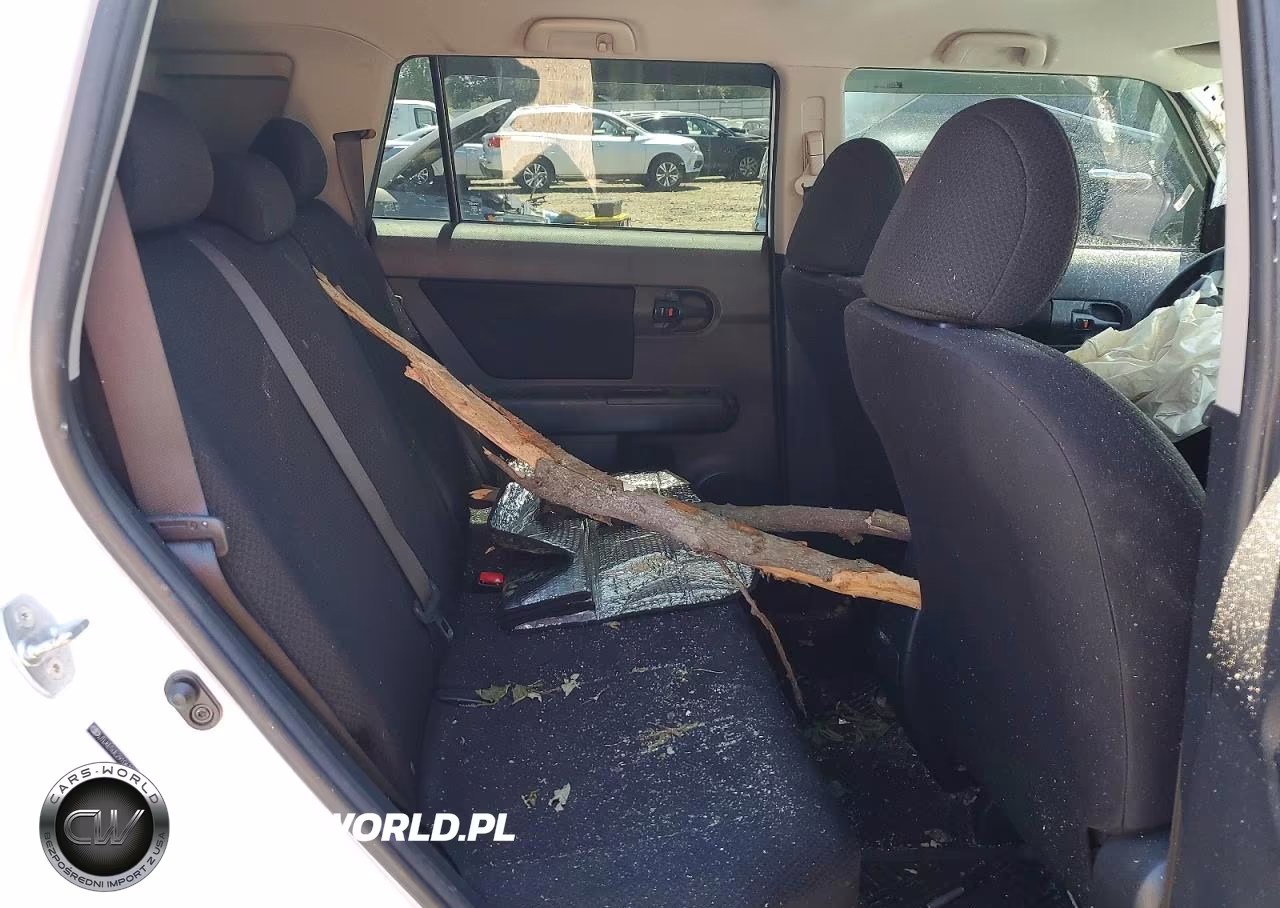 2009 Toyota Scion Xb VIN:JTLKE50E291063194 - 10