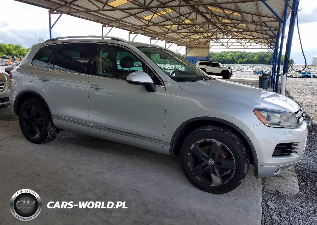 2012 Volkswagen Touareg V6 Tdi VIN:WVGFK9BP6CD005330 - 4