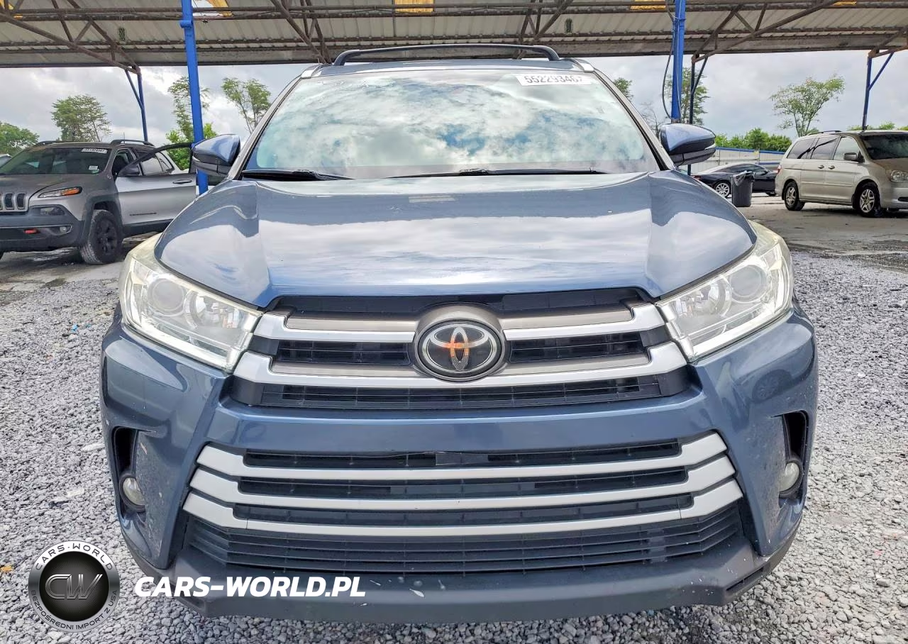 2019 Toyota Highlander Xle VIN:5TDKZRFH9KS326864 - 5